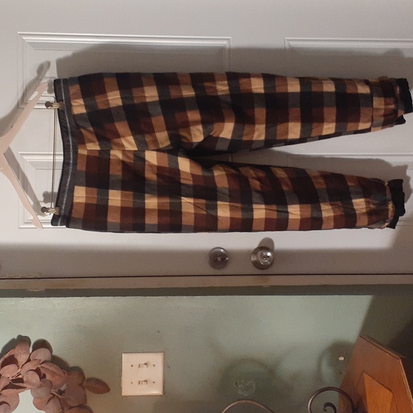 Corduroy pants - Picture 9 of 10